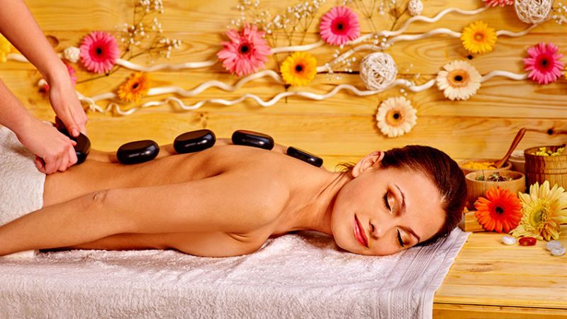 Guide to Massage Etiquette – Your FAQs Answered